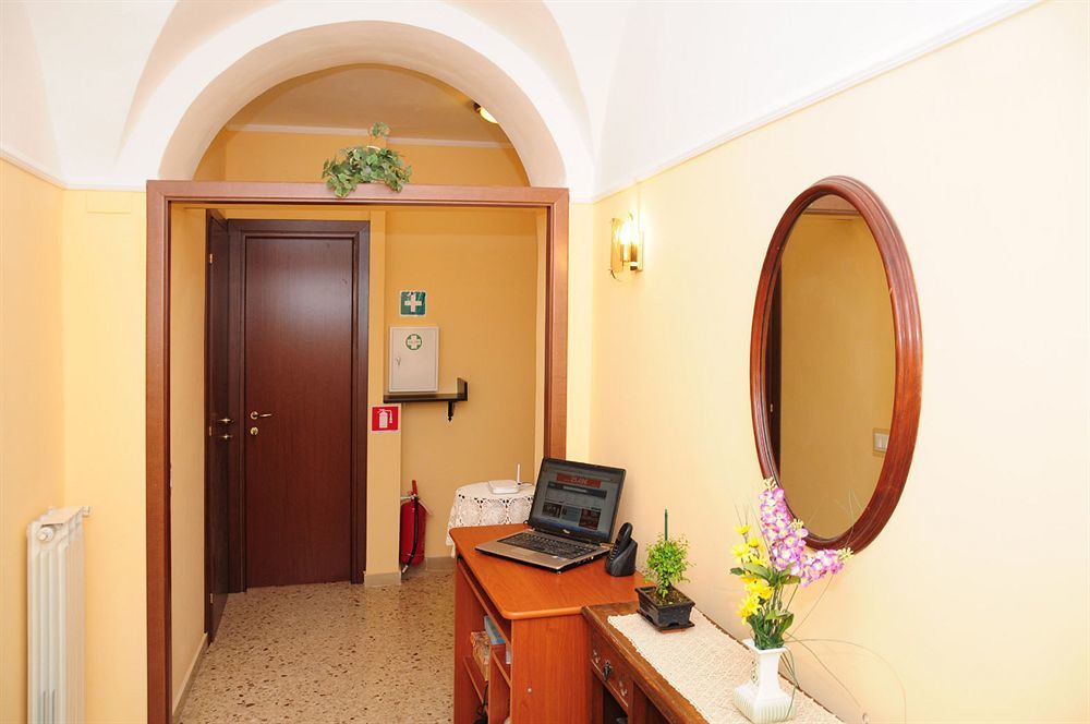 Inn Centre Roma Exterior foto